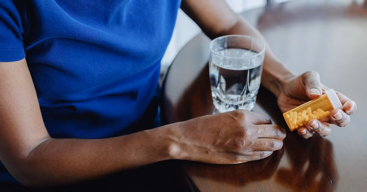 Study compares antidepressant side effects, finding changes in weight, heart rate and more vary widely - CBS News