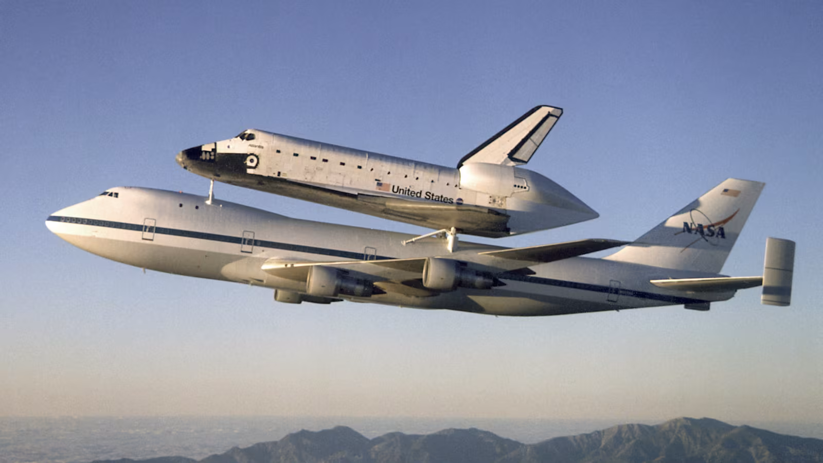 Why NASA Picked A Boeing 747 To Piggyback The Space Shuttle - Jalopnik