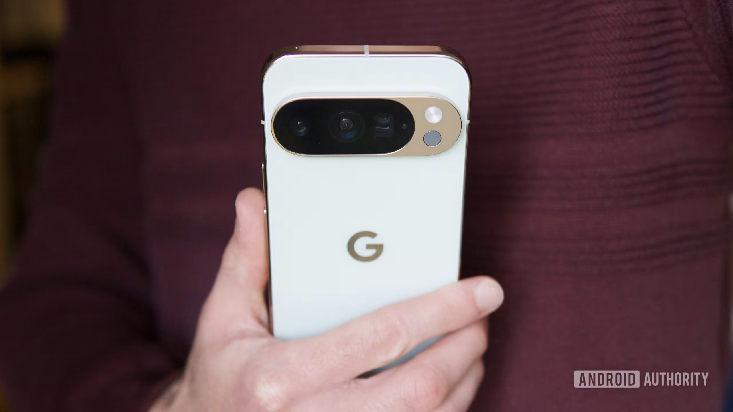 Google surprises Pixel users with another October update - Android Authority