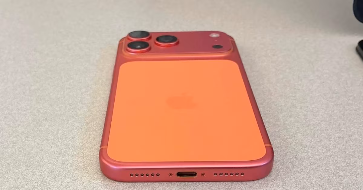 PSA: Here’s why a cosmic orange iPhone 17 Pro can turn rose gold - 9to5Mac
