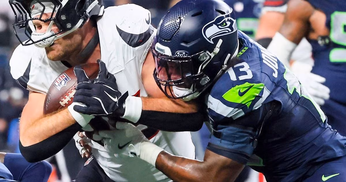 Staff predictions for Seahawks' Sunday night game at Commanders - The Seattle Times