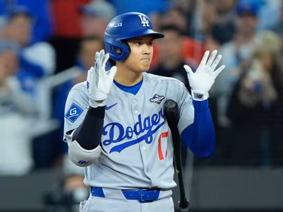 Dodgers-Blue Jays World Series live score: Do-or-die Game 6 gets spooky for LA - USA Today