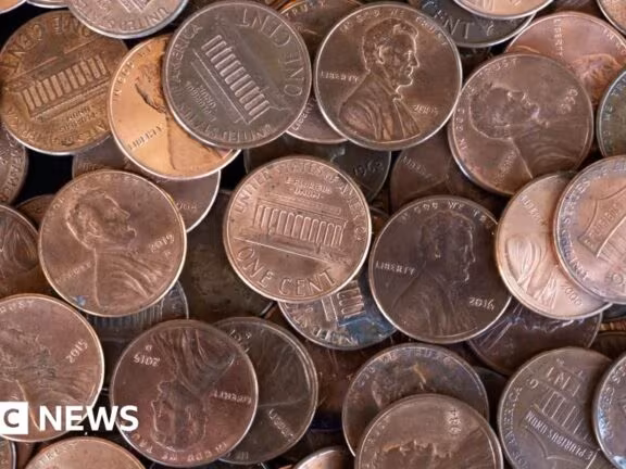 US retailers are running out of pennies - BBC