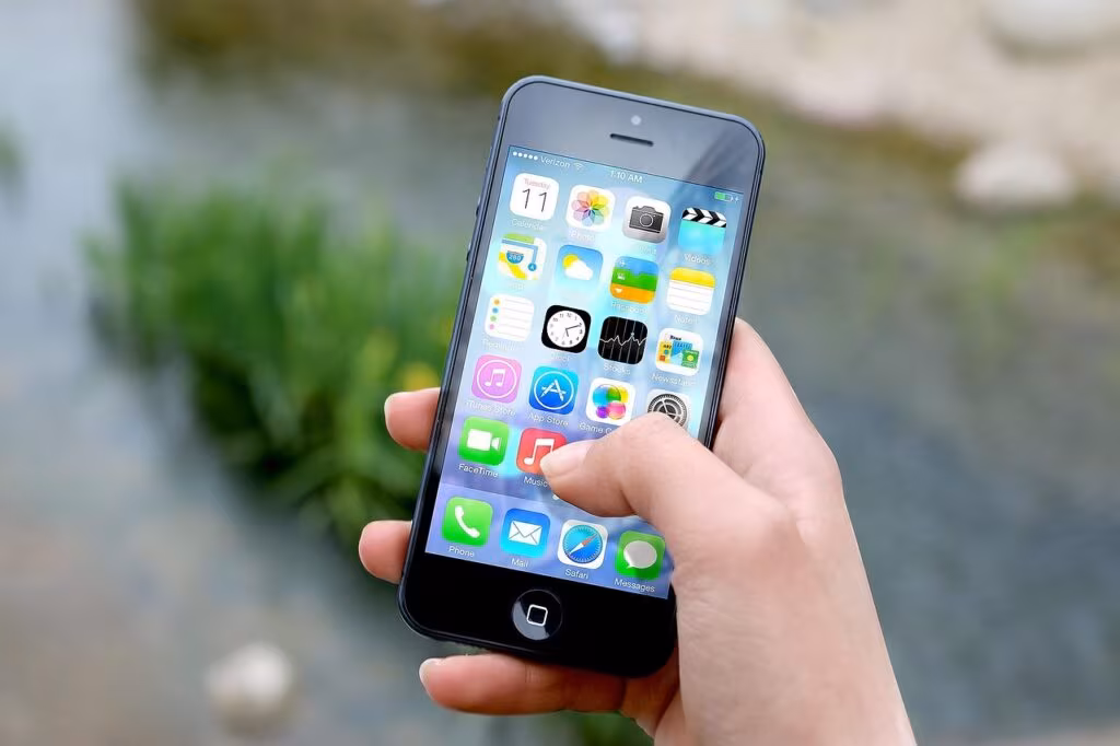 Close-up of the Reminders app interface on an iPhone showing the new Conditional Smart List options.