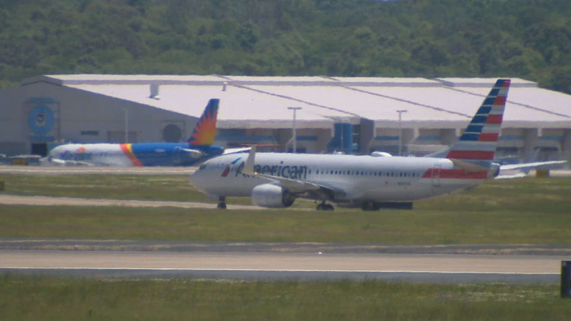 Ground stop issued at BNA due to staffing shortages - News Channel 5 Nashville